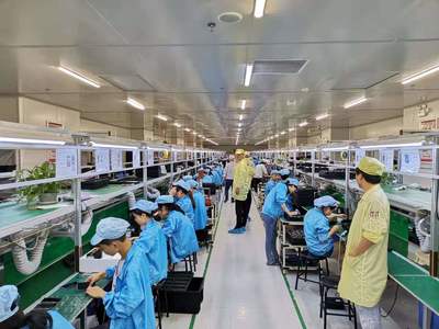 蘇寧拼購(gòu)助力老人機(jī)企業(yè)轉(zhuǎn)型“革命” 拼拼工廠帶來(lái)多方共贏，開啟智能產(chǎn)品銷售新篇章